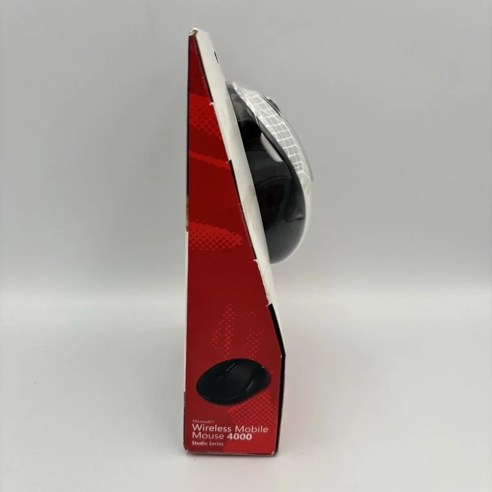Microsoft Mobile 4000 Wireless Mouse BlueTrack Technology USB White Sealed New